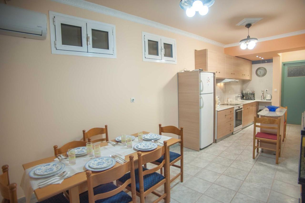 A Central Apartment Argostolion Exterior foto